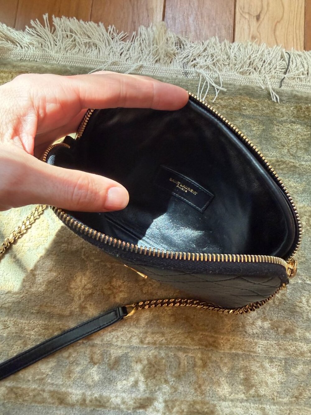 Saint Laurent Gaby mini YSL crossbody bag in quilted leather - Picture 6 of 10